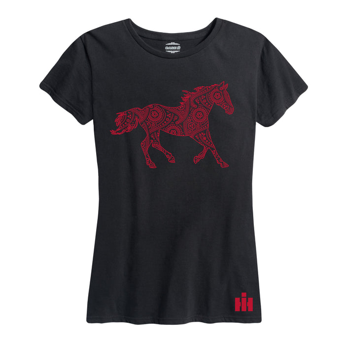 Red Paisley Horse Ih Ladies Short Sleeve Classic Fit Tee