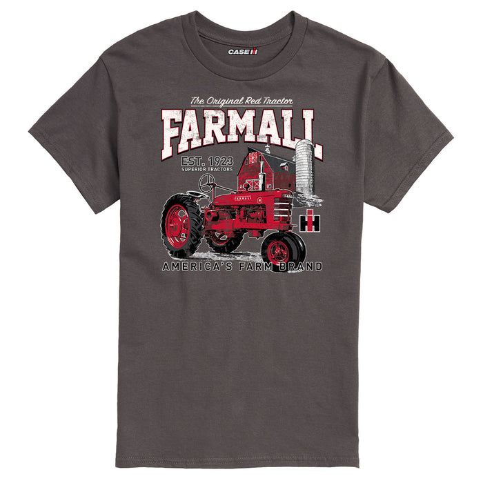 IH Farmall Retro Tractor On Farm IH Mens Short Sleeve Tee