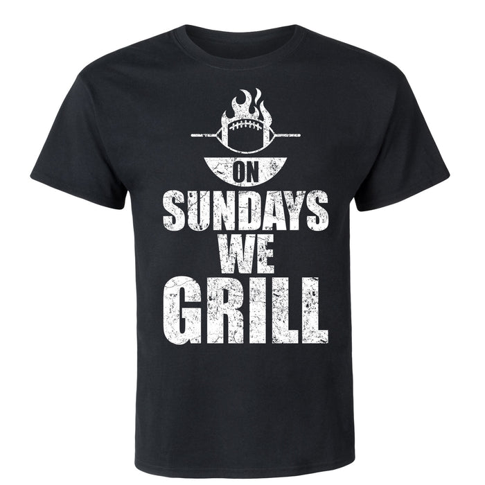 On Sundays We Grill, Football Men's Short Sleeve T-Shirt